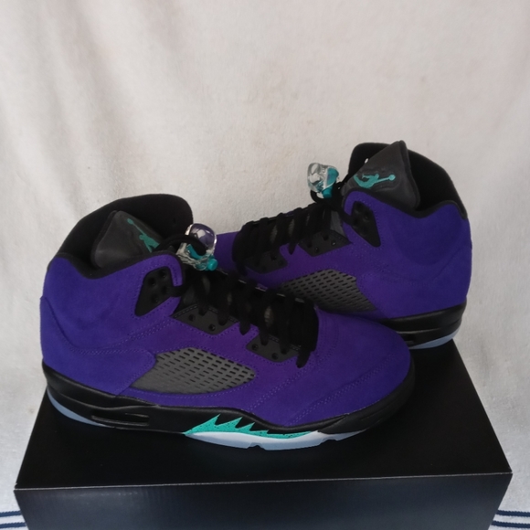 Jordan 5 grape